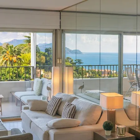 Riviera Escape - Sea View, Pool & Tennis Appartamento *