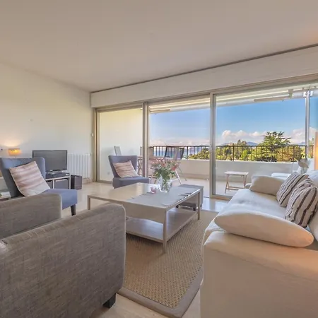 2-bedroom With Sea View, Pool & Tennis Apartamento *