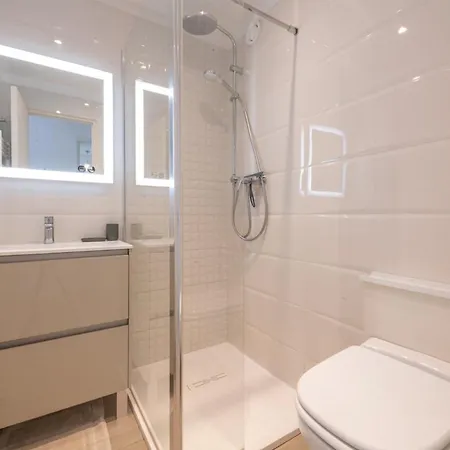 2-bedroom With Sea View, Pool & Tennis Apartamento *