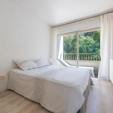 2-bedroom With Sea View, Pool & Tennis *