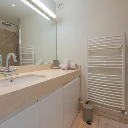 2-bedroom With Sea View, Pool & Tennis *
